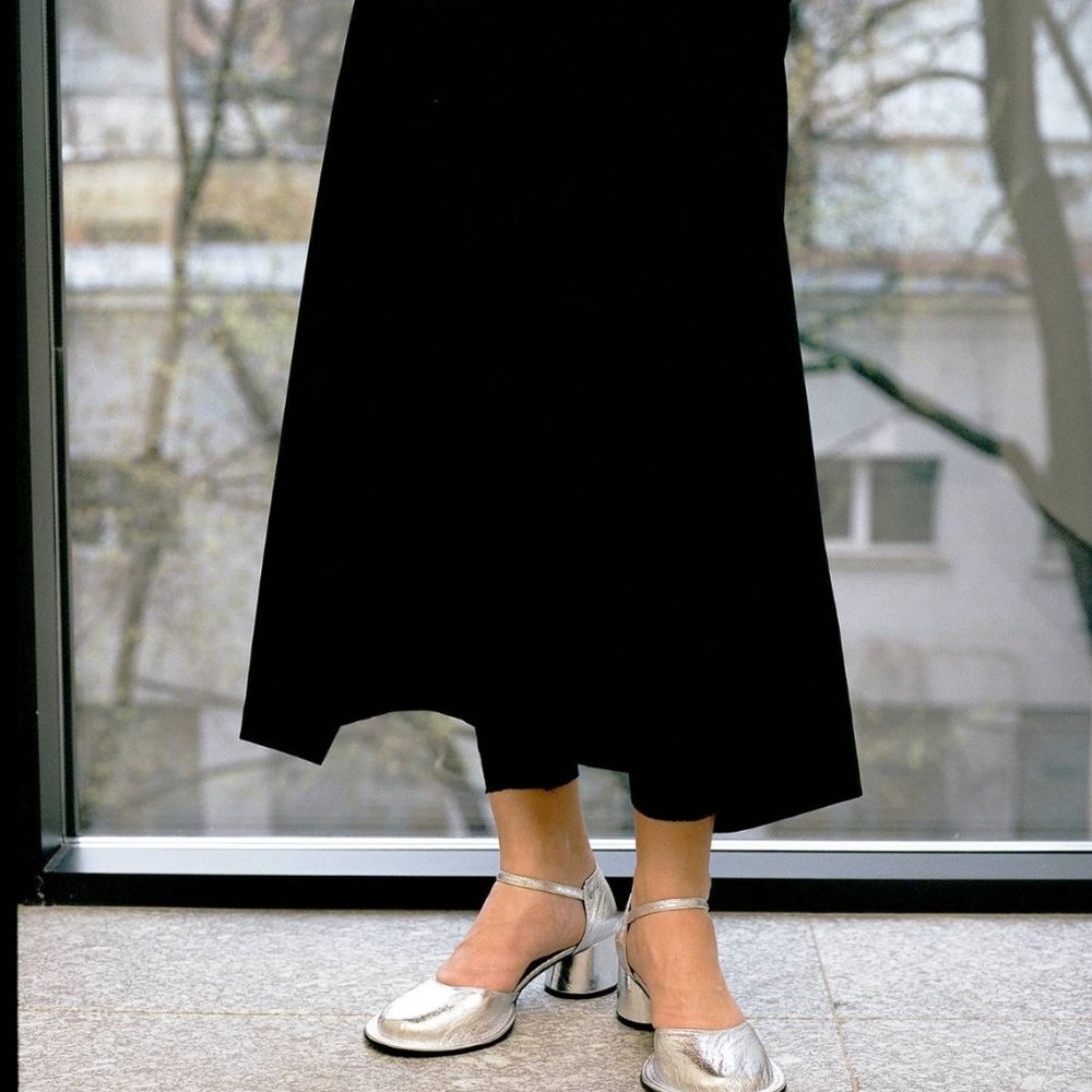 HVOYA HALO SHOES SIZE: EU39 - Picture 2 of 14